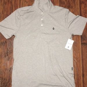Brand new volcom polo !